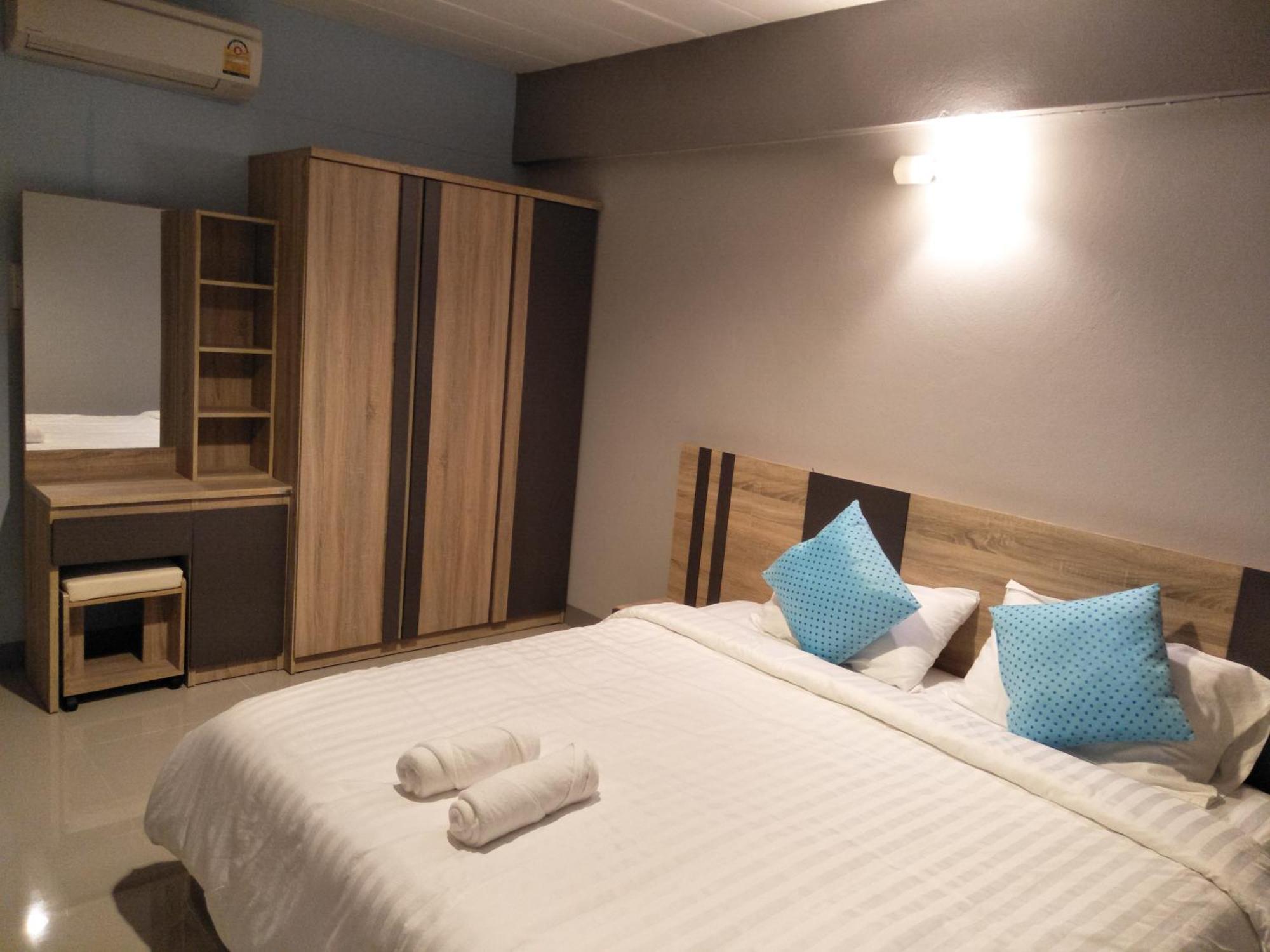 Rinrada Place Hotel Ubon Ratchathani Εξωτερικό φωτογραφία