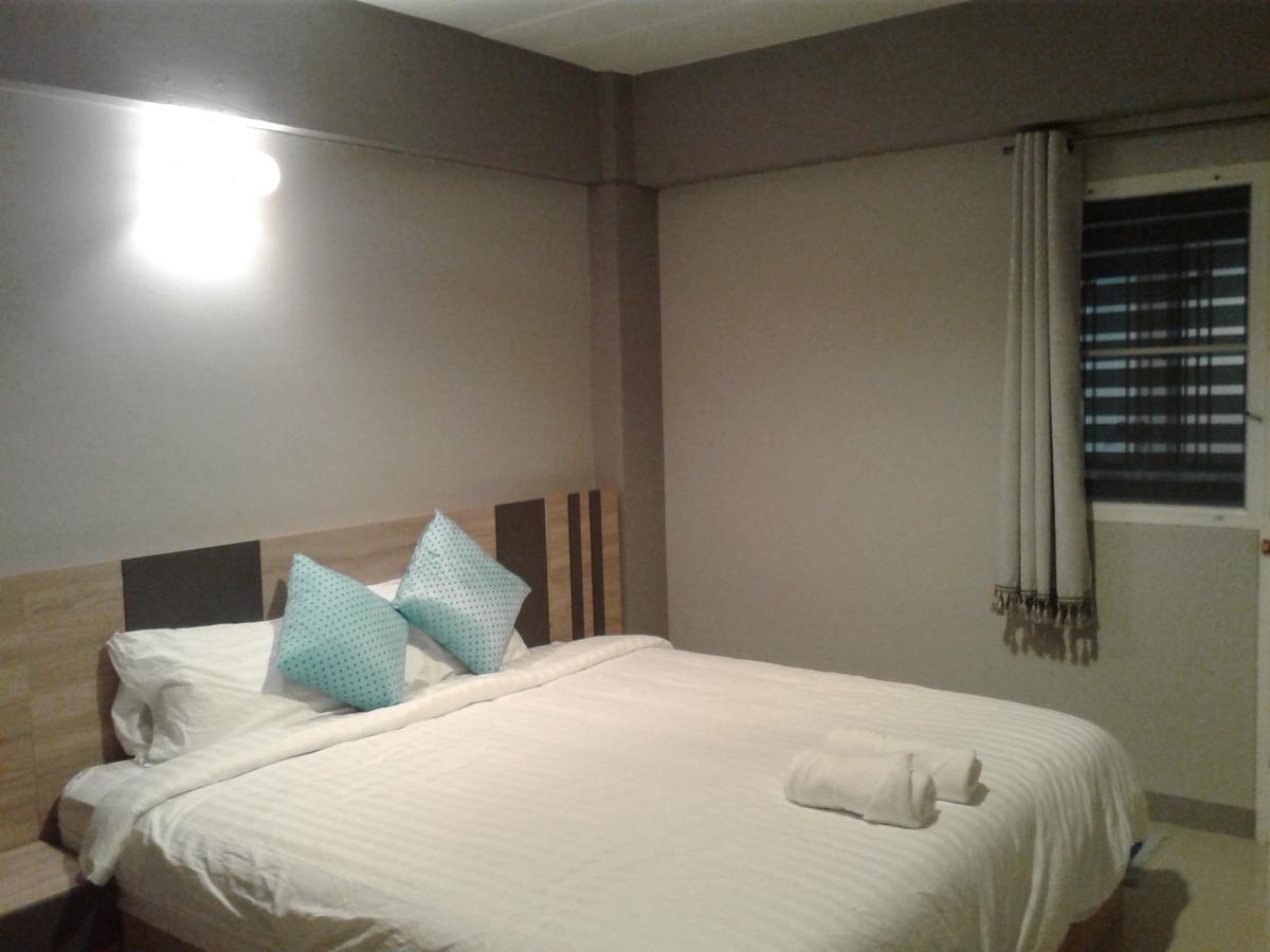 Rinrada Place Hotel Ubon Ratchathani Εξωτερικό φωτογραφία