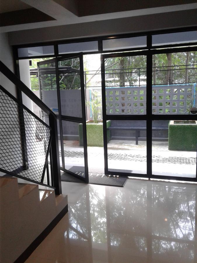 Rinrada Place Hotel Ubon Ratchathani Εξωτερικό φωτογραφία