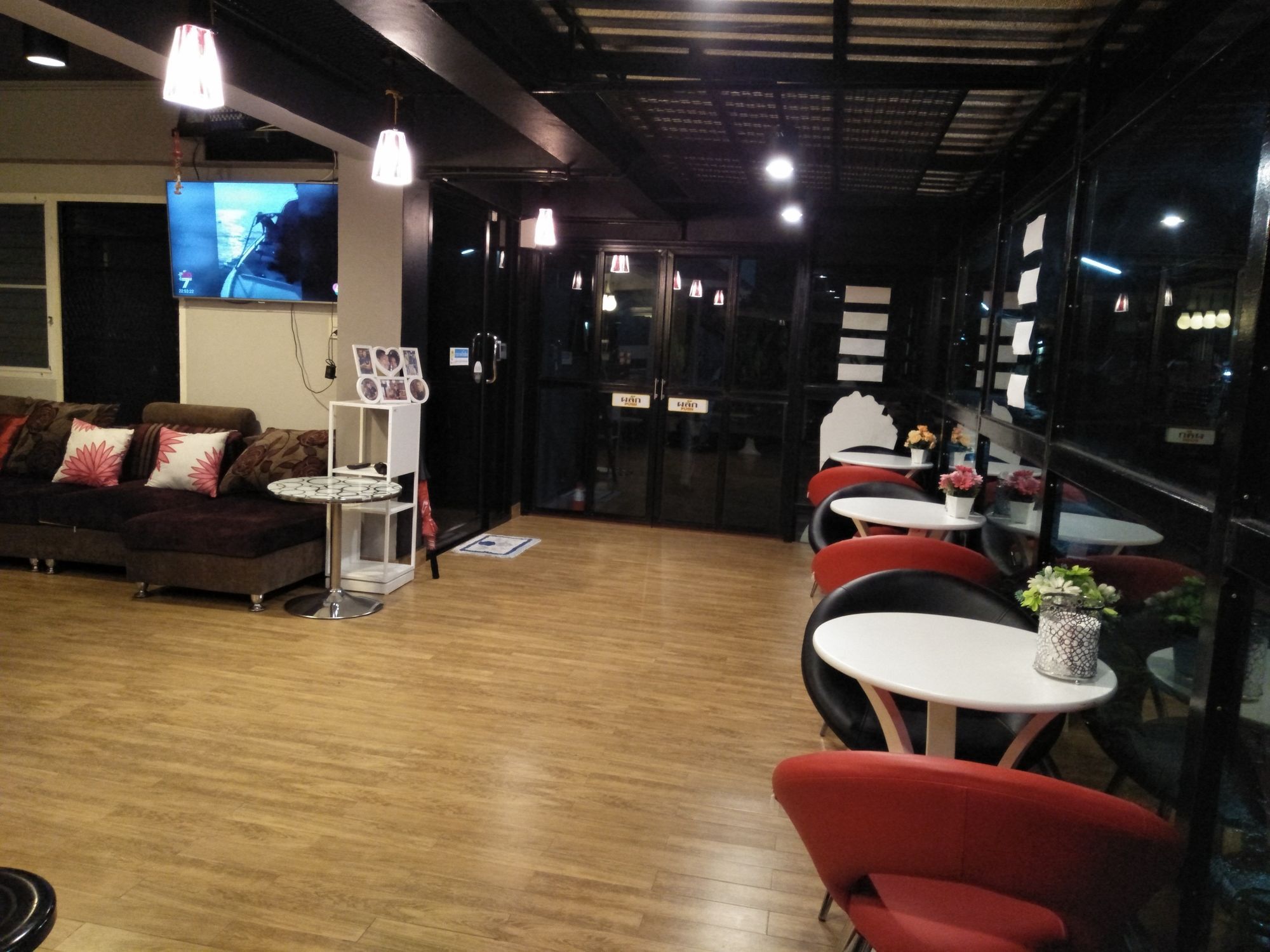 Rinrada Place Hotel Ubon Ratchathani Εξωτερικό φωτογραφία
